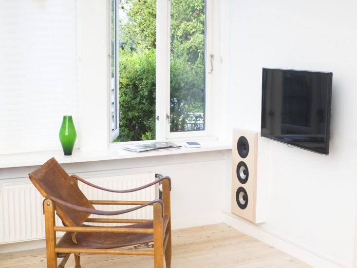 Lyd [Sound] by Dissing launching danish on wall speaker in USA; via Houzz.com